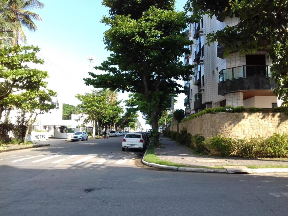 A 250M Da Praia Da Enseada 과루자 외부 사진