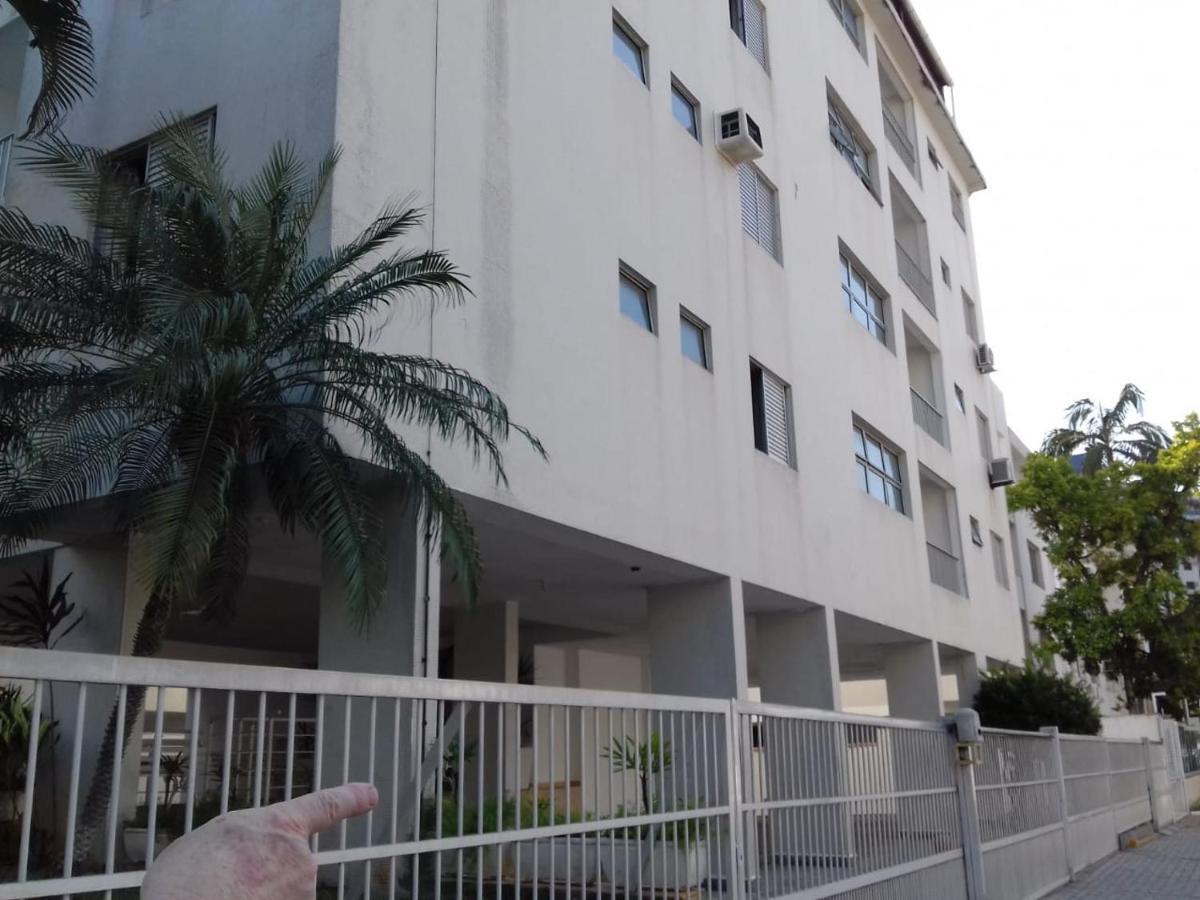 A 250M Da Praia Da Enseada 과루자 외부 사진